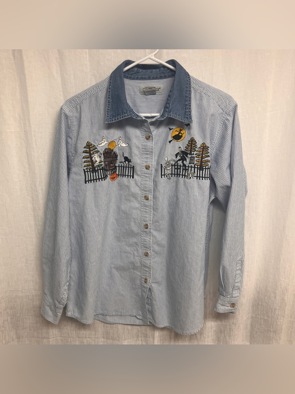 Cabin Creek Halloween Embroidered Shirt XL Haunted House Witch